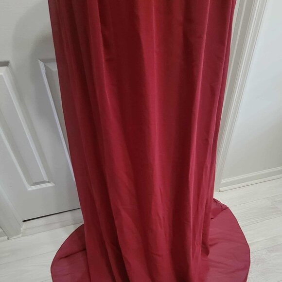 Maternity Burgundy Off Shoulder Chiffon Photoshoot Gown Medium - Picture 7 of 9